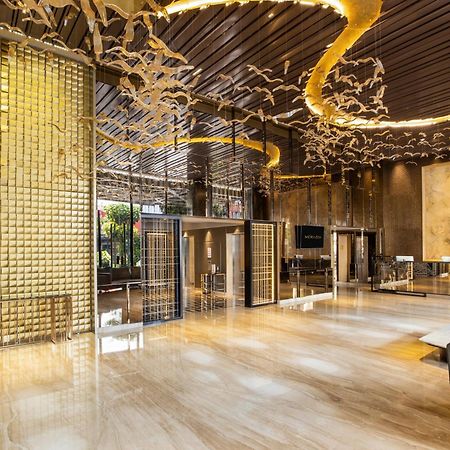 Morazen Surabaya Hotell Eksteriør bilde