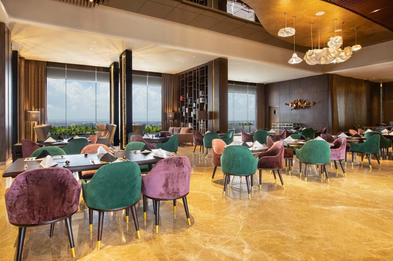 Morazen Surabaya Hotell Eksteriør bilde