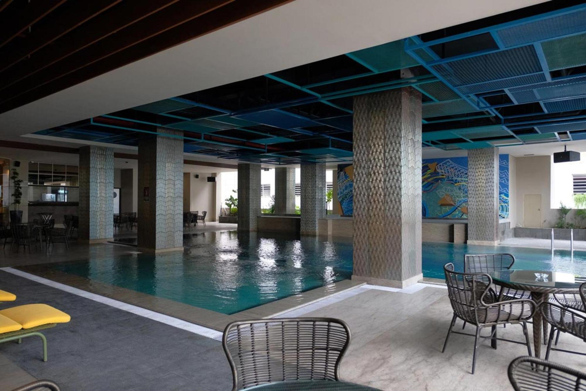 Morazen Surabaya Hotell Eksteriør bilde
