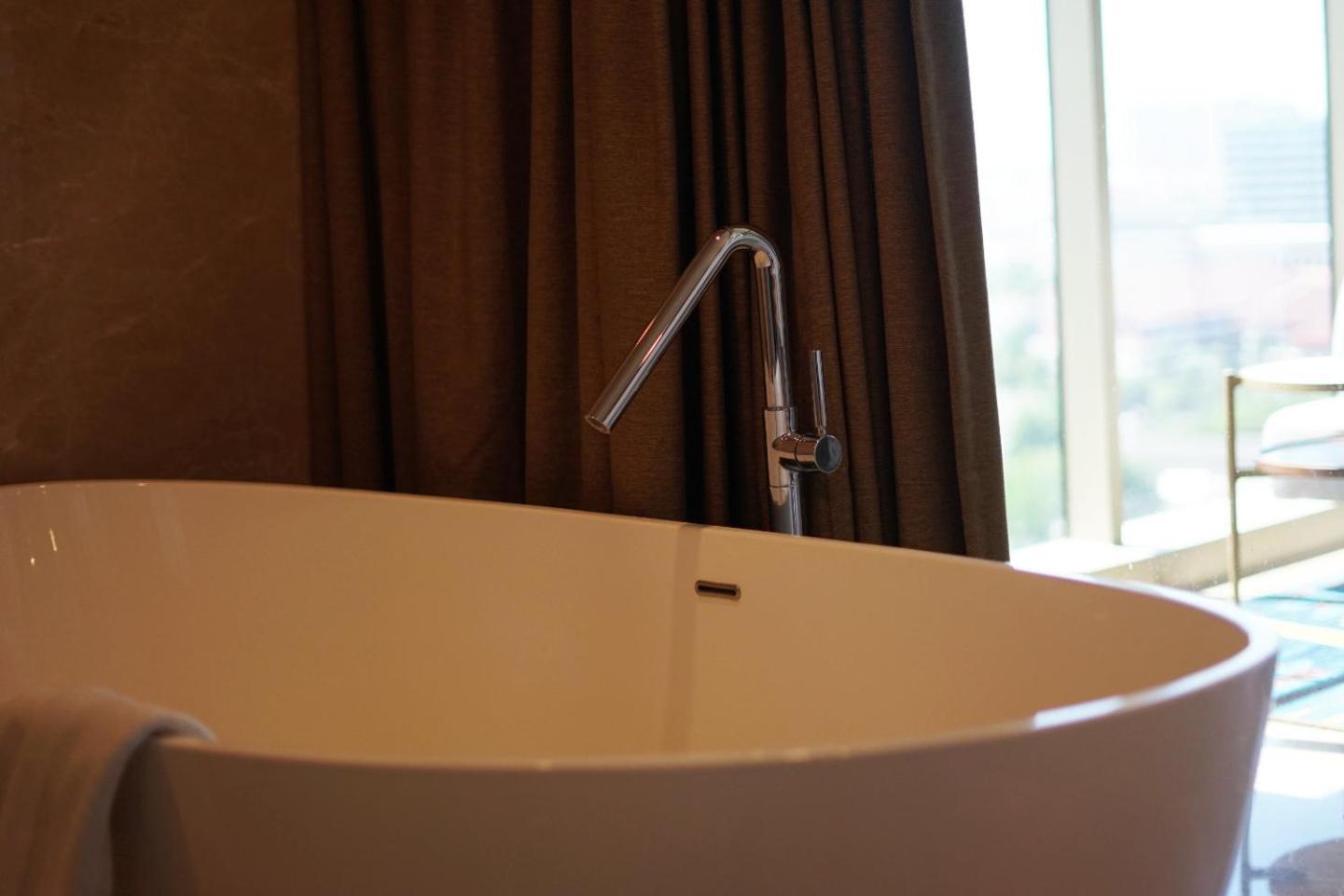 Morazen Surabaya Hotell Eksteriør bilde