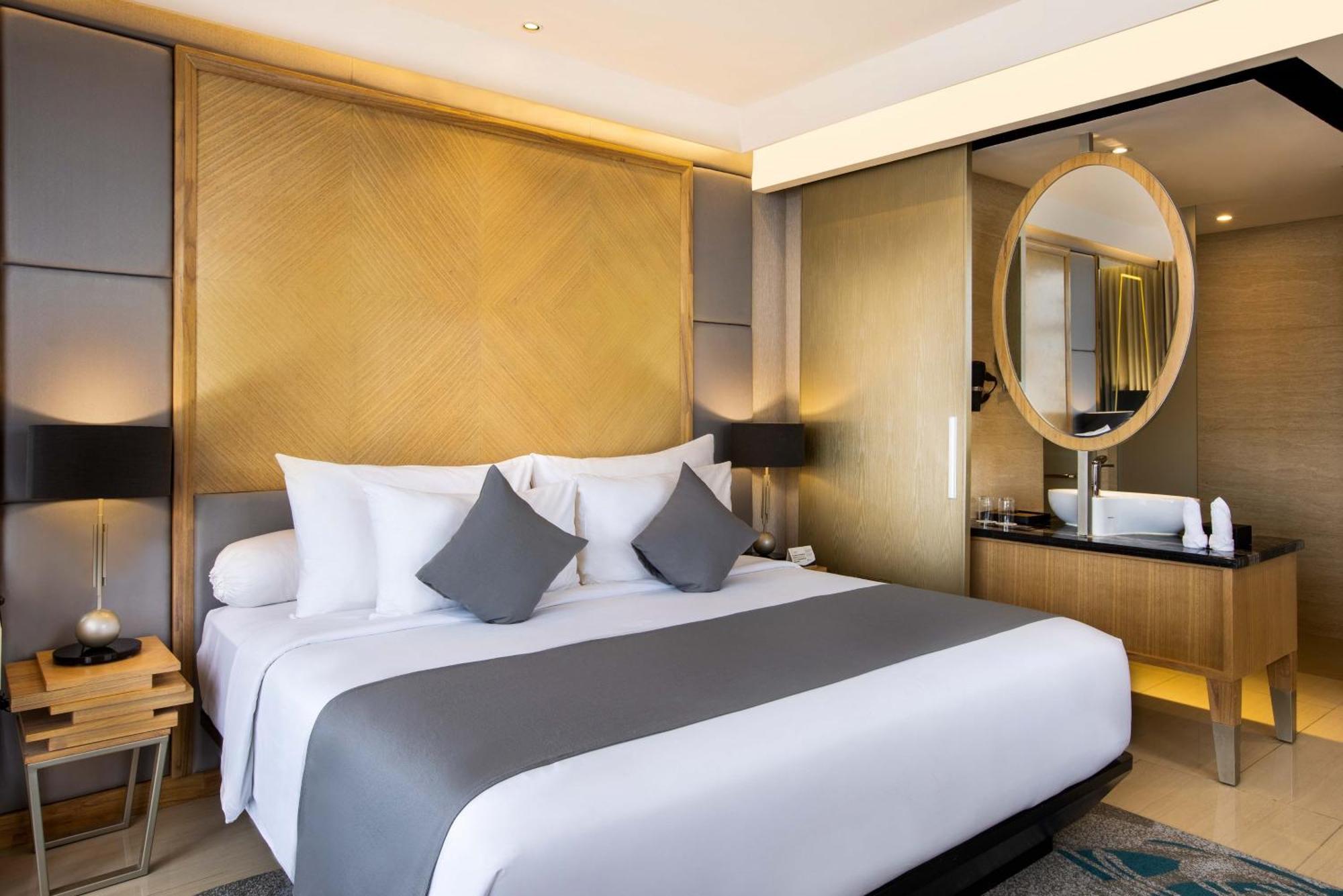 Morazen Surabaya Hotell Eksteriør bilde